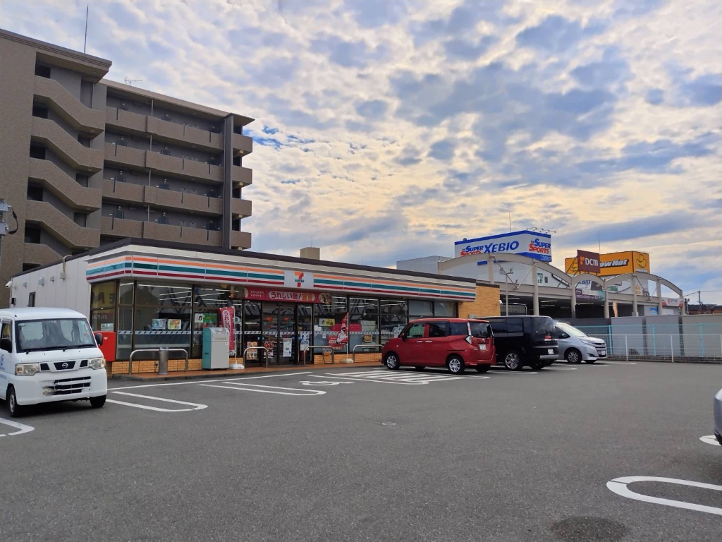コンビニ　セブンイレブン 熊本本荘町店（コンビニ）まで150m
