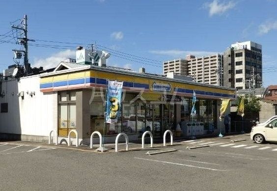 コンビニ　ミニストップ 四日市浜田町店（コンビニ）まで508m