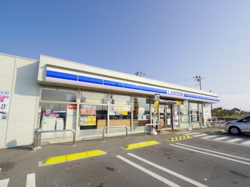 コンビニ　ローソン 斑鳩小吉田二丁目店（コンビニ）まで535m