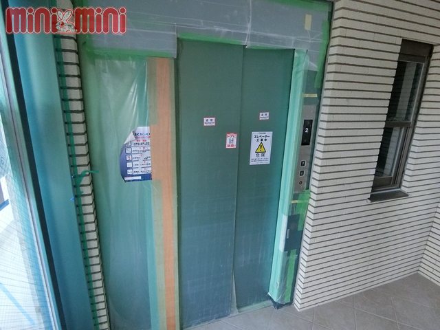 エントランス　エレベーター完備