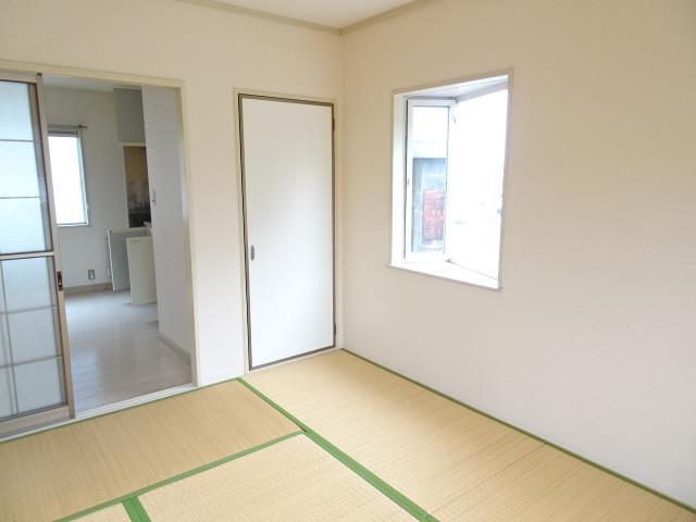 その他　二面窓があり採光良