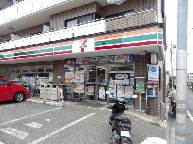 コンビニ　セブンイレブン八王子元本郷町店（コンビニ）まで522m