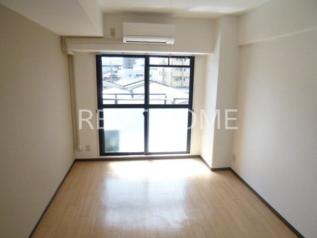 その他　南向きで明るいお部屋です