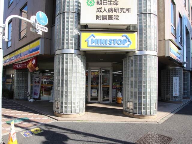 コンビニ　ミニストップ日本橋馬喰町2丁目店（コンビニ）まで167m