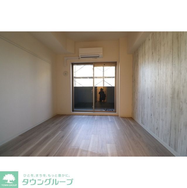 居室・リビング　同タイプ505号室の写真