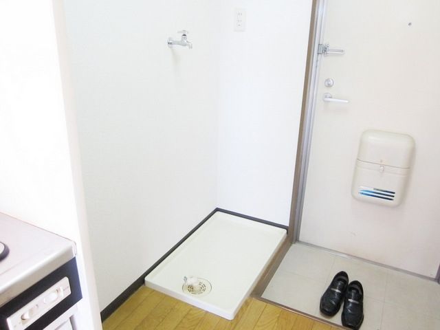 その他設備　♪洗濯機置き場内です♪