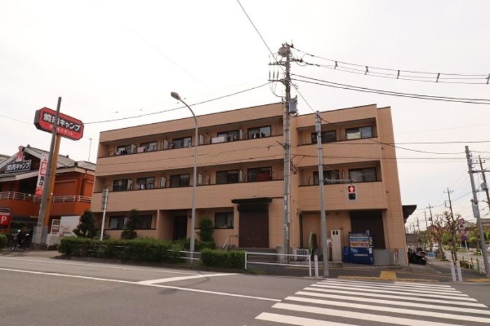 都営三田線 新高島平駅 徒歩8分 築25年