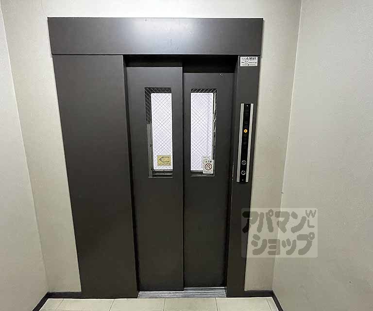 その他　エレベーター付