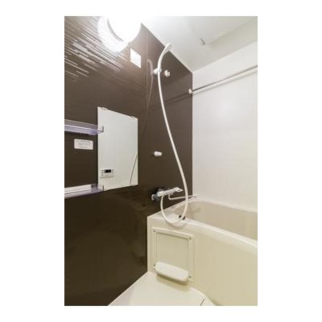 バス・シャワールーム　※写真は同タイプ住戸です。