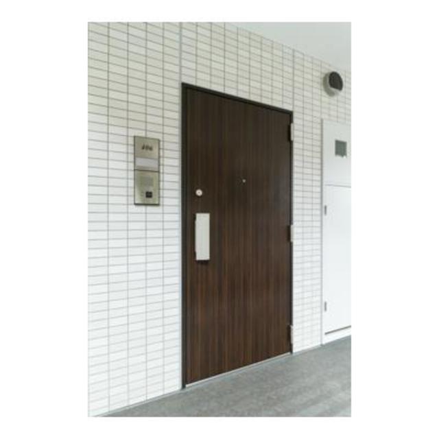 玄関　※写真は同タイプ住戸です。