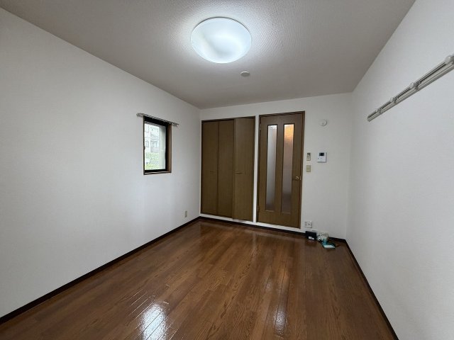 その他部屋・スペース　使い勝手のいい寝室です