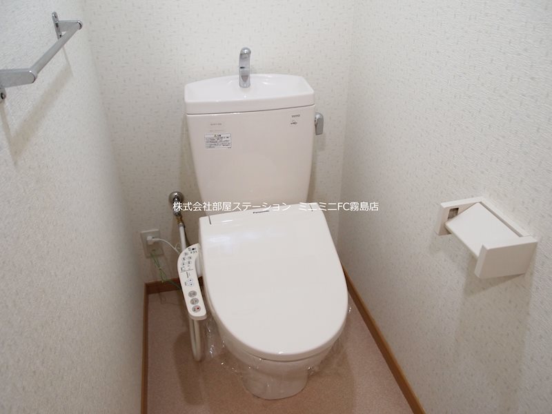 トイレ　同型