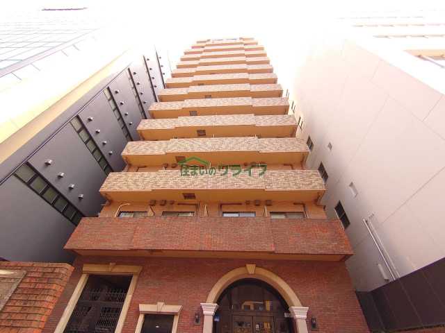 建物外観　リライフ下北沢店