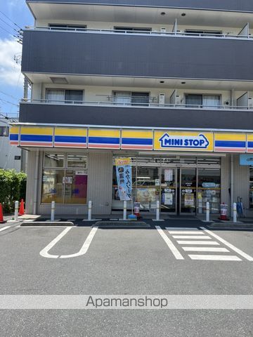 コンビニ　ミニストップ（コンビニ）まで218m