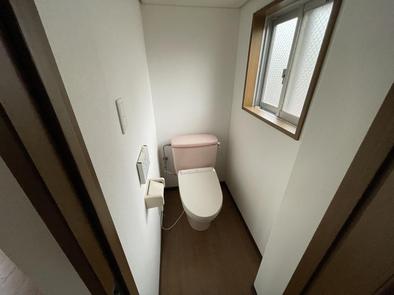 古石場2丁目戸建のトイレ写真