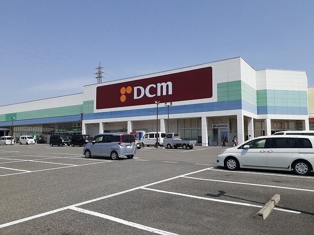 ホームセンター　ＤＣＭ韮崎店（ホームセンター）まで3000m