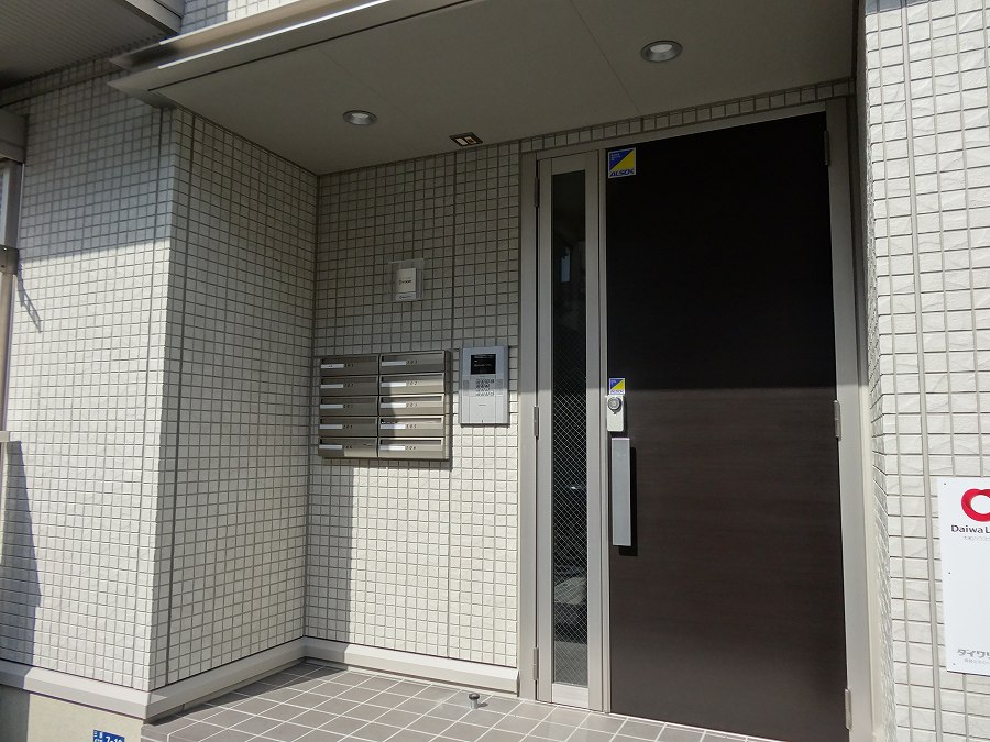 その他設備　オートロック付き