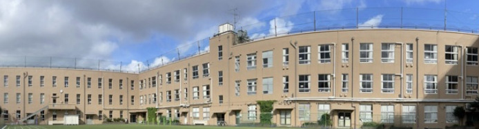 小学校　新宿区立早稲田小学校（小学校）まで488m