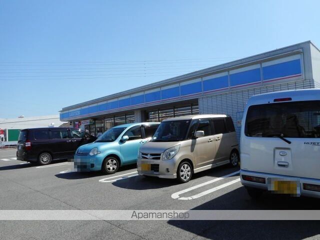 コンビニ　ローソン　岡崎井ノ口新町店（コンビニ）まで1300m
