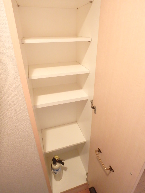 玄関　下駄箱