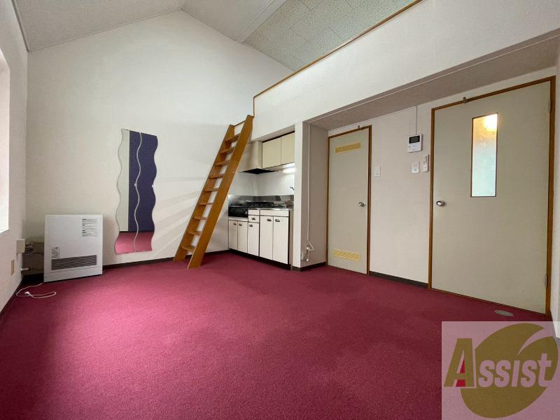 居室・リビング　広くてキレイなお部屋が広がっていて、充実した生活が送れそう。