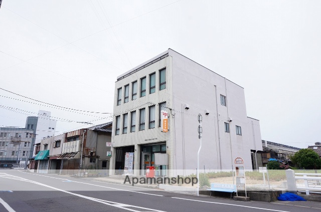 郵便局　新居浜新田郵便局（郵便局）まで1444m