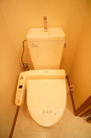 トイレ　清潔感のあるトイレです