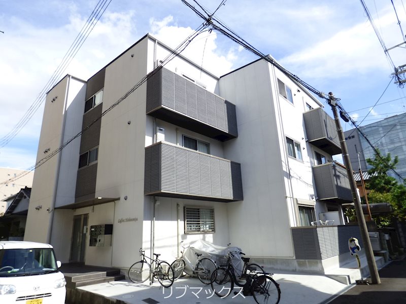 建物外観　光インターネット無料。