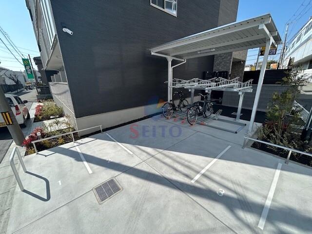 阪急宝塚線 曽根駅 徒歩2分 3階建 築2年の外観写真