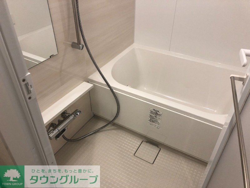 バス・シャワールーム　バス