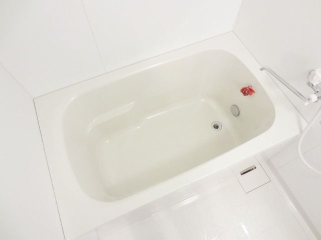 バス・シャワールーム　★追い焚き機能・浴室乾燥機完備★
