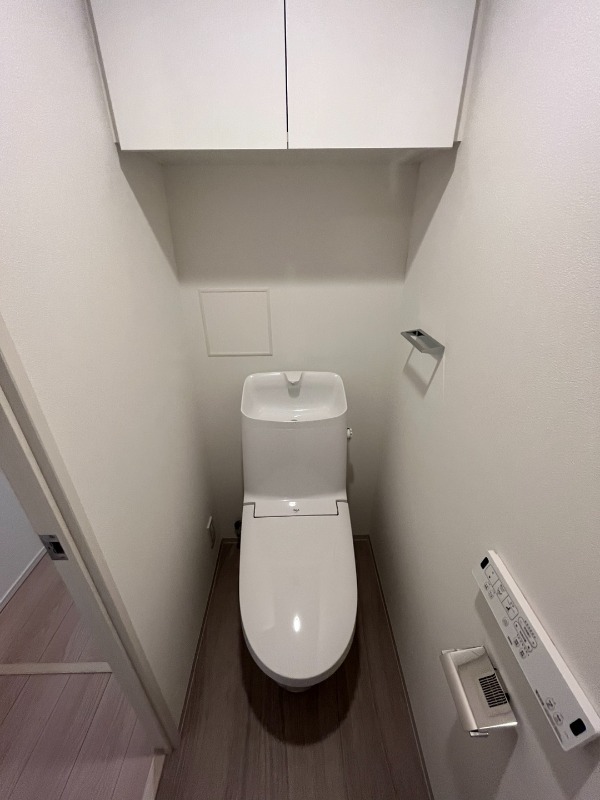 東京メトロ日比谷線 小伝馬町駅 徒歩5分 10階建 築3年のトイレ写真