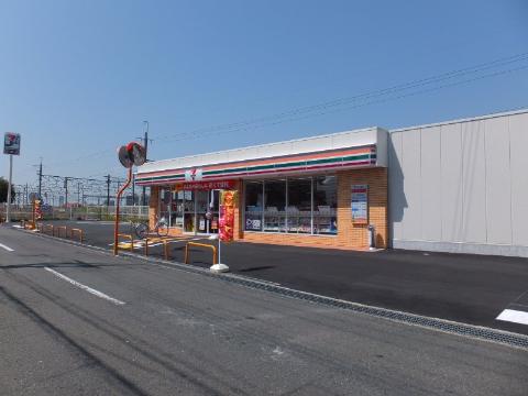 その他　セブンイレブン摂津千里丘4丁目店（その他）まで272m