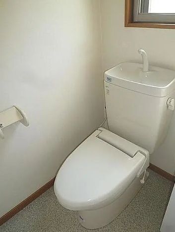ドエル大森のトイレ写真