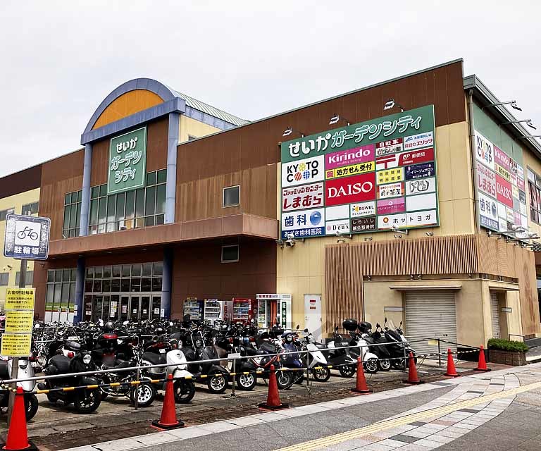 近鉄京都線 新祝園駅 徒歩4分 2階建 築11年の周辺写真