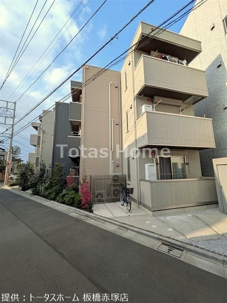 アナシエ赤塚の外観写真