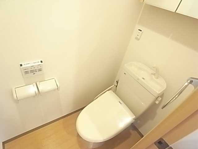 メゾン・オランジュのトイレ写真