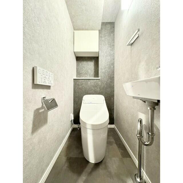 トイレ　シンプルで使いやすいトイレです