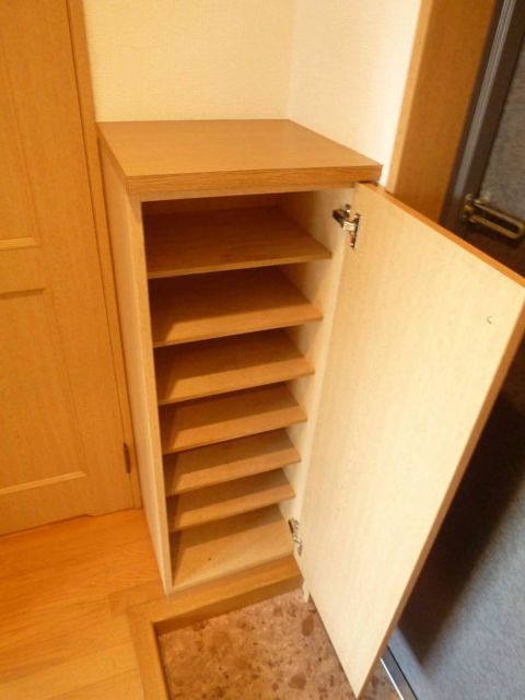 収納　シューズボックス