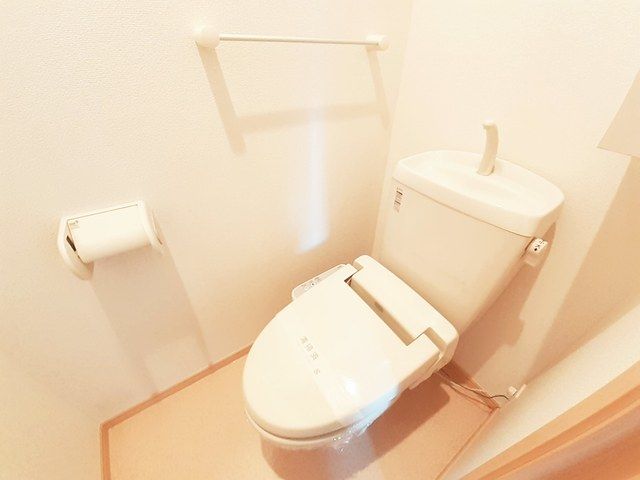 メロウ アヴェニューCのトイレ写真