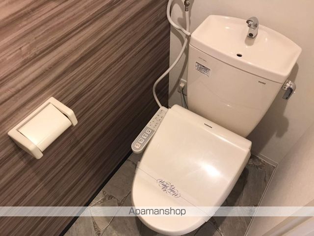 地下鉄南北線 澄川駅 徒歩5分 5階建 築9年のトイレ写真