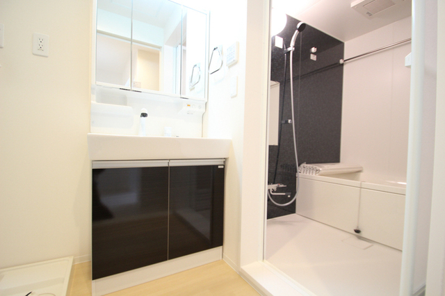 洗面設備　※２階の部屋のお写真です。