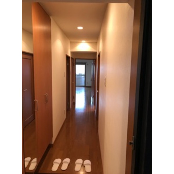 サンルージュ春日の玄関写真