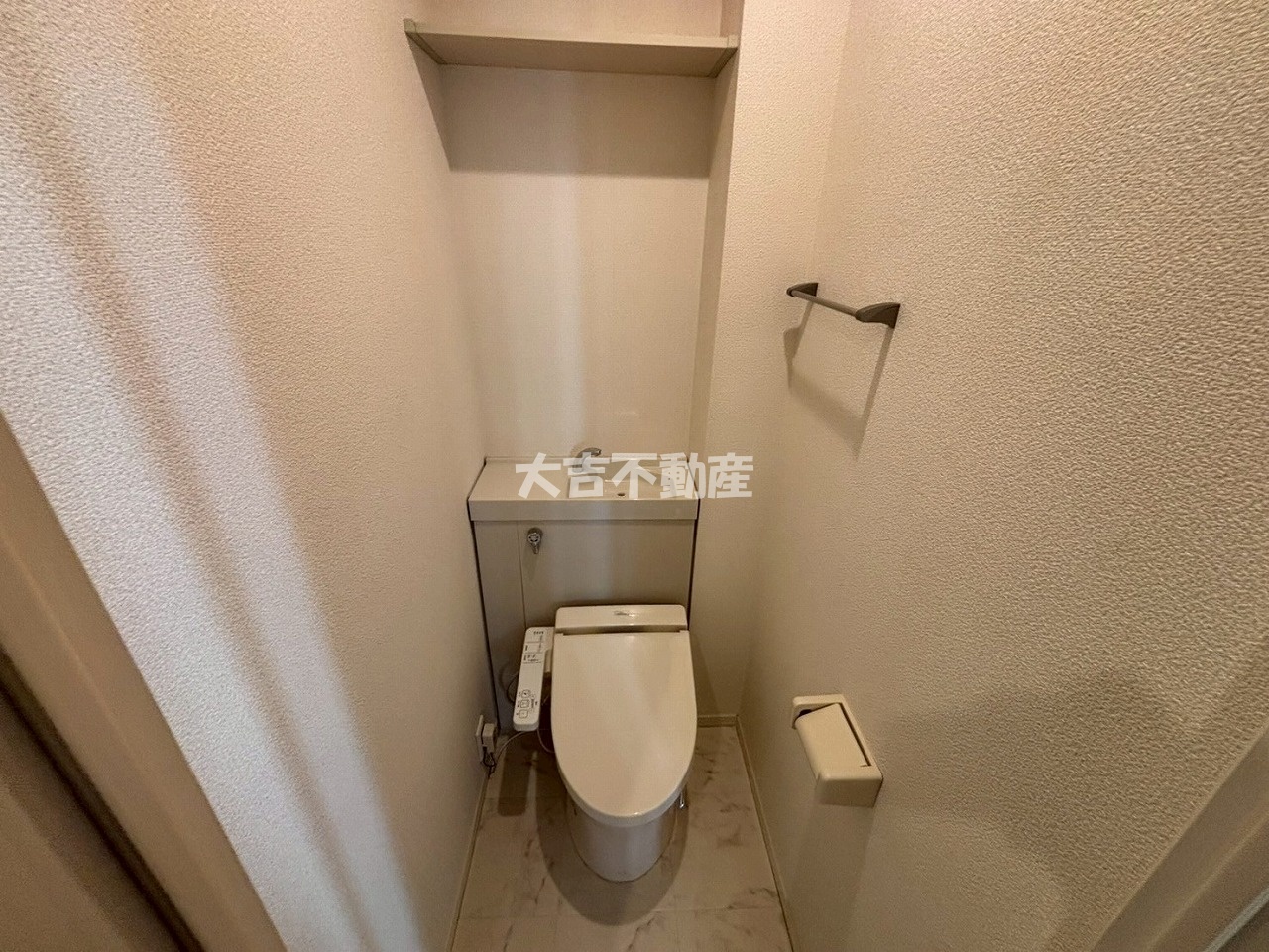 ベルグラース新保Eのトイレ写真