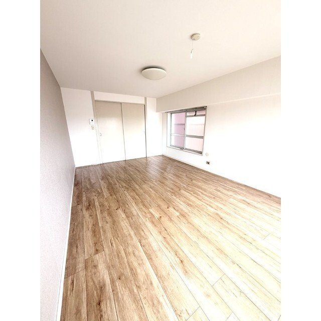 エンゼルハイム大森本町の居間写真