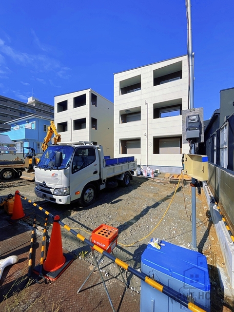 その他共有部分　外観（建設中）