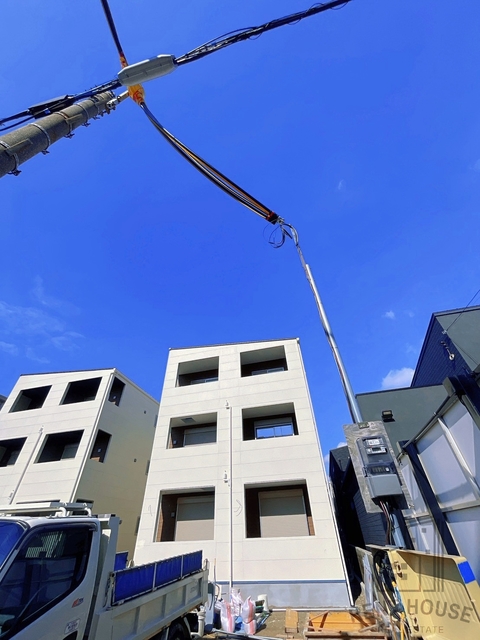 建物外観　外観（建設中）