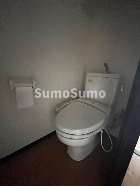トイレ　落ち着いたトイレです