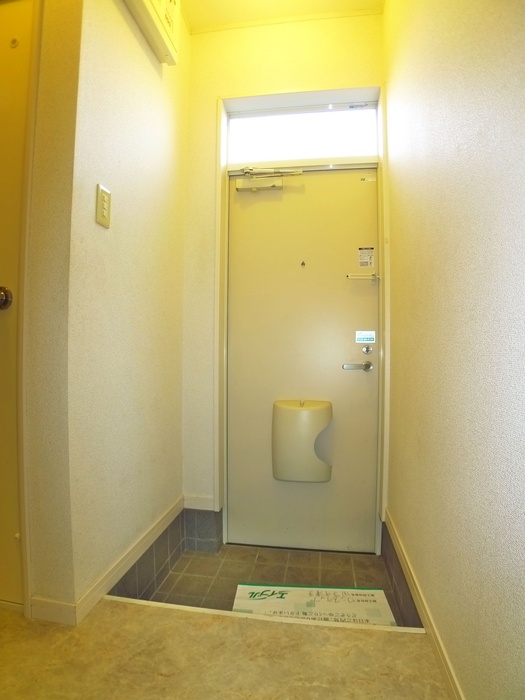 名都借バディハイツパート2の玄関写真