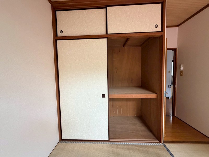 収納　別室参照